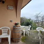 Δωμάτια σε οικογενειακή κατοικία Patrizia Sul Poggio dei Pini